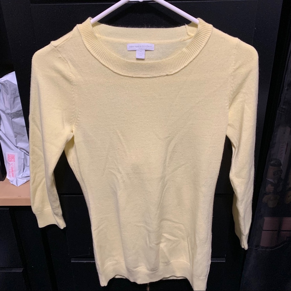 New York & Company 3/4 Sleeve Yellow Sweater--XS